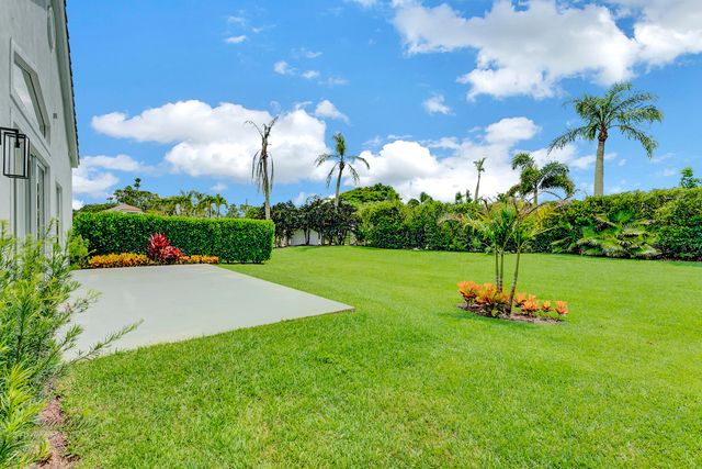 13878 Palm Grove Place, Palm Beach Gardens, FL 33418