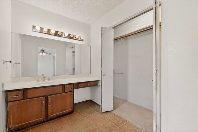 4512 Tiptop Street, Haltom City, TX 76117