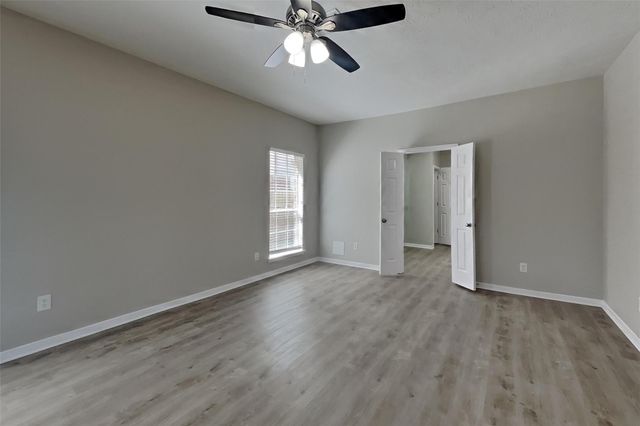 14918 Laytham Lane, Sugar Land, TX 77498