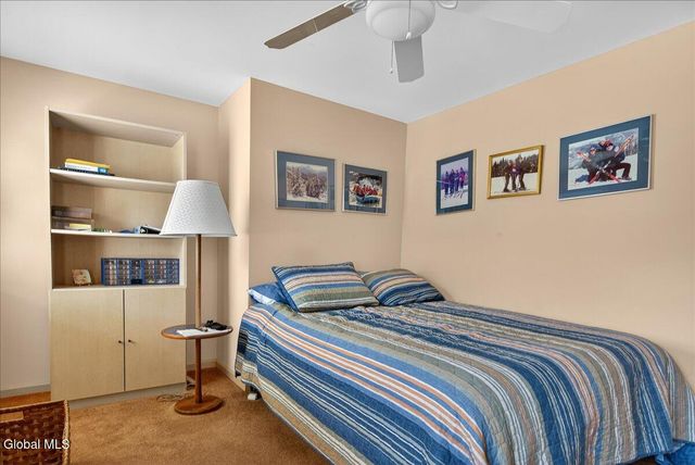 23 Olde Coach Road, Glenville, NY 12302