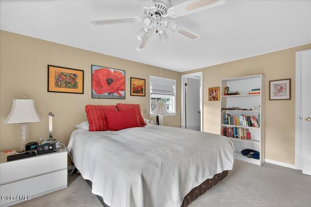 23 Olde Coach Road, Glenville, NY 12302