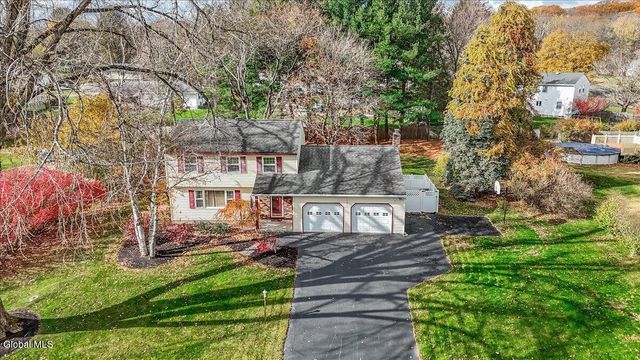 23 Olde Coach Road, Glenville, NY 12302