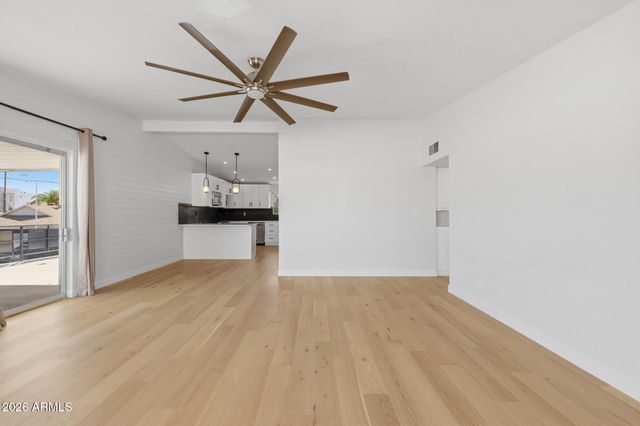 3505 E CAMPBELL Avenue 21, Phoenix, AZ 85018