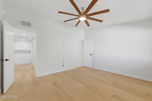 3505 E CAMPBELL Avenue 21, Phoenix, AZ 85018