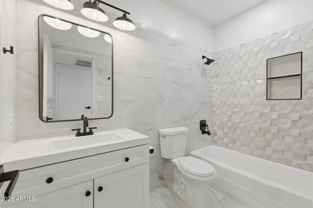 3505 E CAMPBELL Avenue 21, Phoenix, AZ 85018