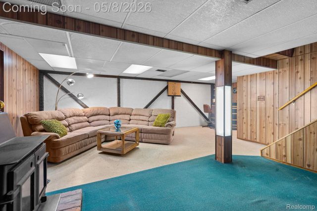 1228 Amarillo Street, Wolverine Lake Village, MI 48390