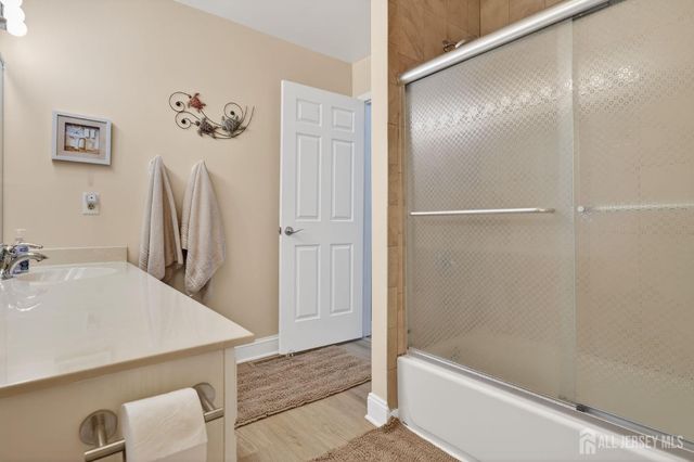 5 Scarborough Road D, Monroe, NJ 08831