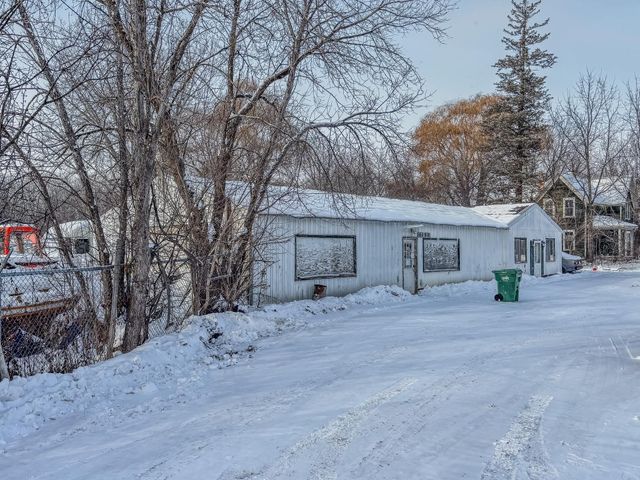 1351 County Road 83, Maple Plain, MN 55359