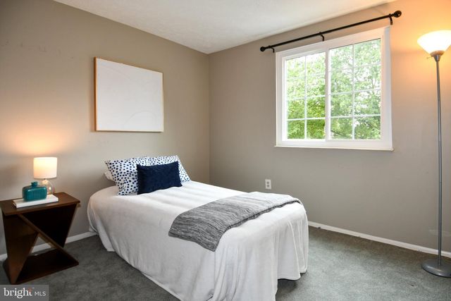 48 CROSS COUNTRY CT, Gaithersburg, MD 20879