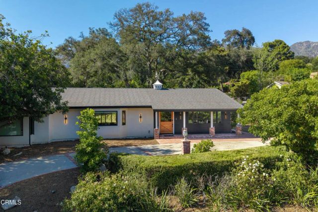 2137 Lyans Drive, La Canada Flintridge, CA 91011