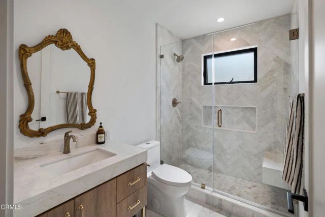 2137 Lyans Drive, La Canada Flintridge, CA 91011