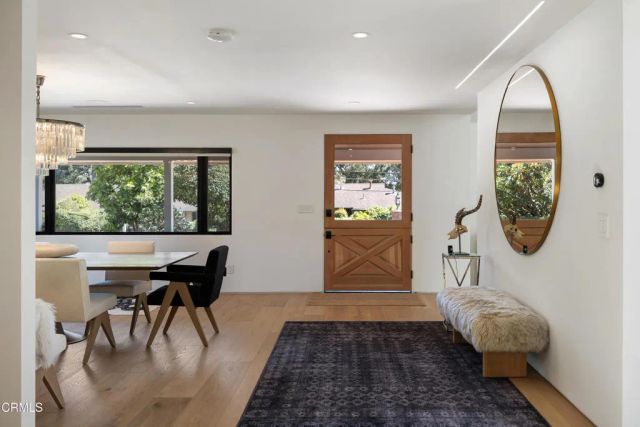 2137 Lyans Drive, La Canada Flintridge, CA 91011