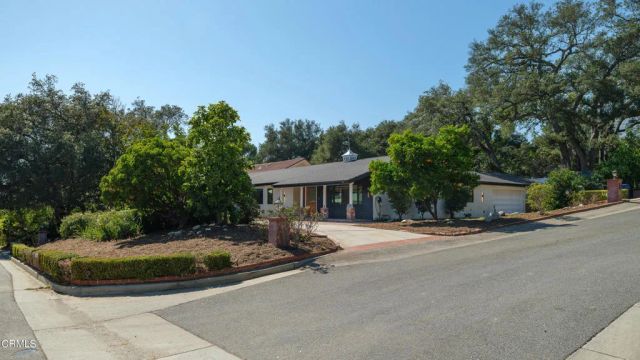 2137 Lyans Drive, La Canada Flintridge, CA 91011