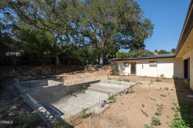 2137 Lyans Drive, La Canada Flintridge, CA 91011