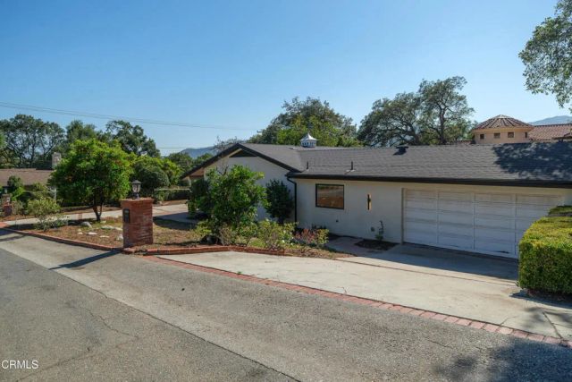 2137 Lyans Drive, La Canada Flintridge, CA 91011