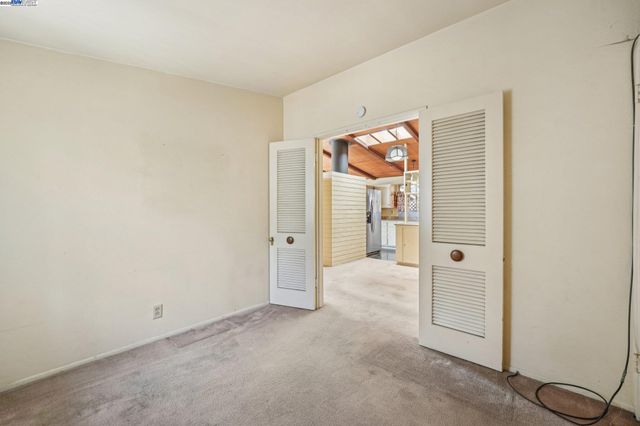 27342 Capri Ave, Hayward, CA 94545