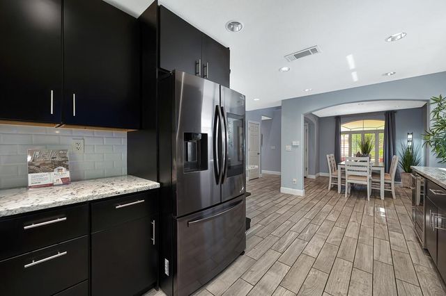 257 Union St, Roseville, CA 95678