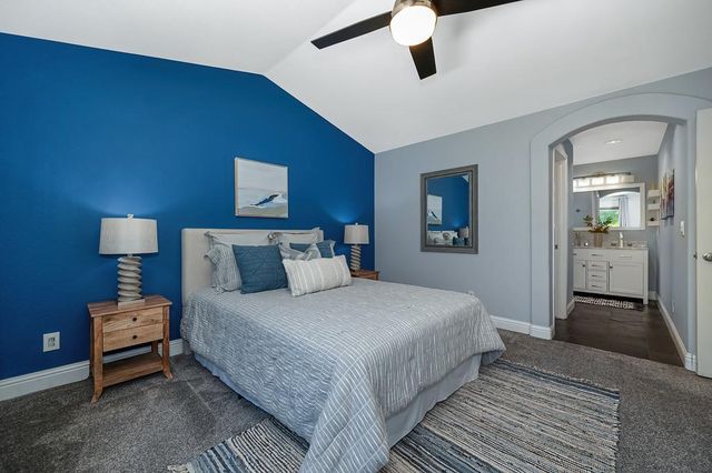 257 Union St, Roseville, CA 95678