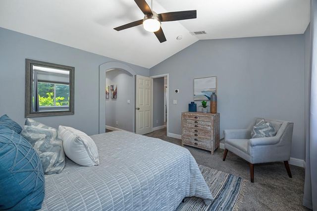 257 Union St, Roseville, CA 95678
