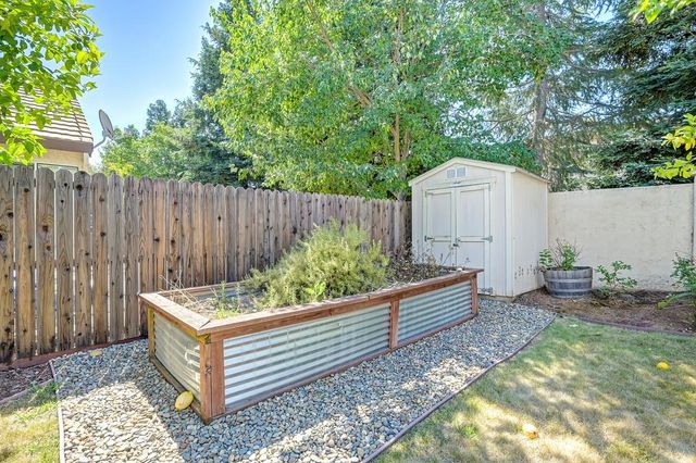 257 Union St, Roseville, CA 95678