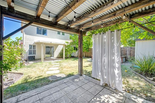 257 Union St, Roseville, CA 95678