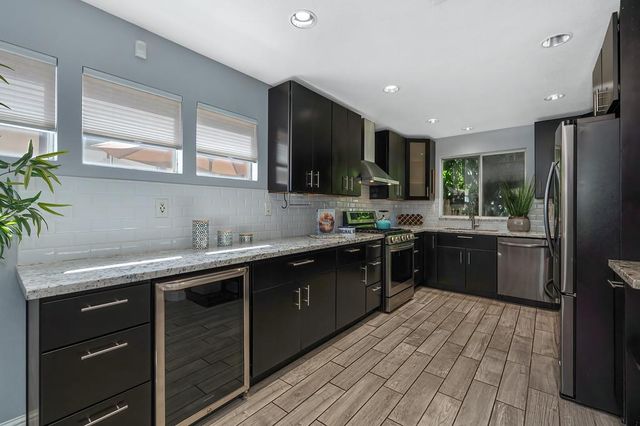 257 Union St, Roseville, CA 95678