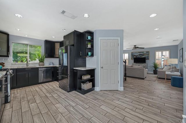 257 Union St, Roseville, CA 95678