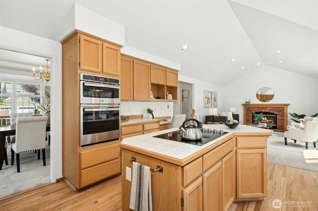 2489 239th Place NE, Sammamish, WA 98074