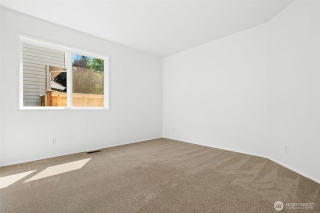 2489 239th Place NE, Sammamish, WA 98074