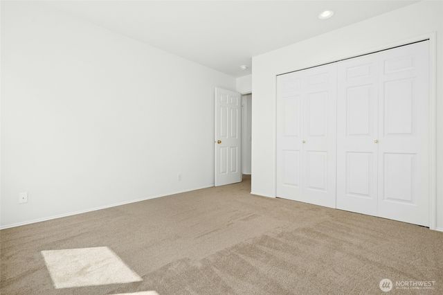2489 239th Place NE, Sammamish, WA 98074