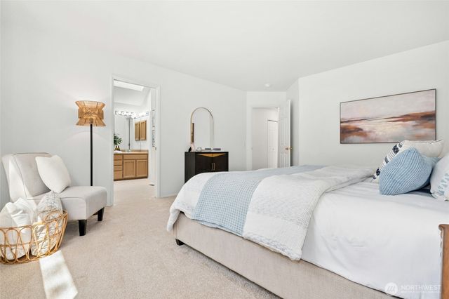 2489 239th Place NE, Sammamish, WA 98074