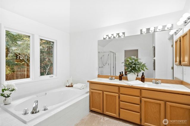 2489 239th Place NE, Sammamish, WA 98074