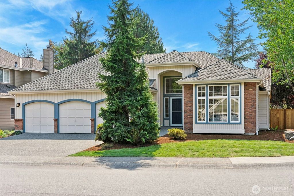 2489 239th Place NE, Sammamish, WA 98074