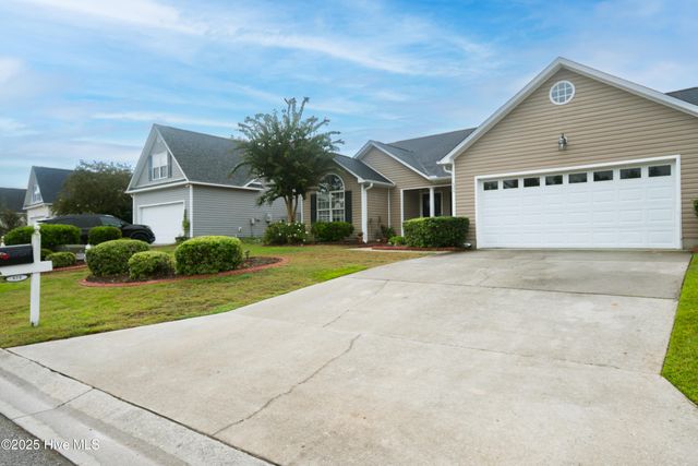 626 Hillside Drive, Wilmington, NC 28412