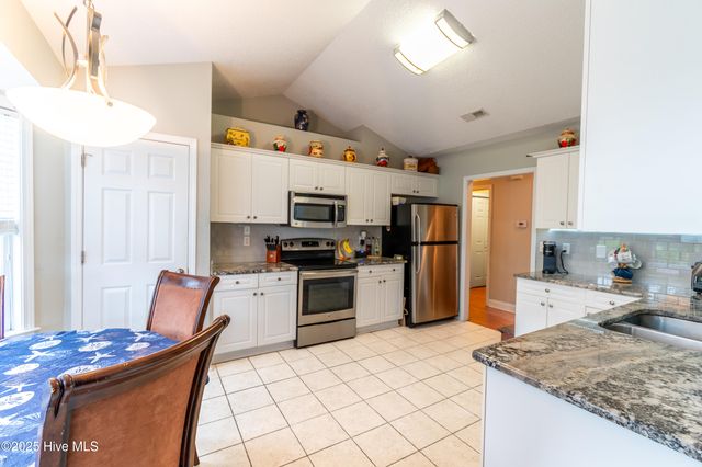 626 Hillside Drive, Wilmington, NC 28412