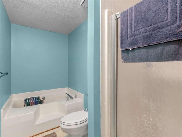 5 Ridgewood Circle, Mcdonough, GA 30252
