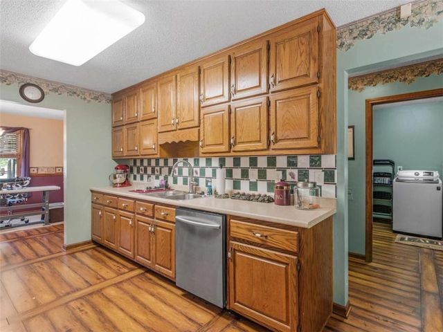 5 Ridgewood Circle, Mcdonough, GA 30252