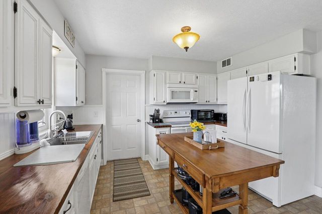 3765 Lisa Lane, Alexandria, KY 41001