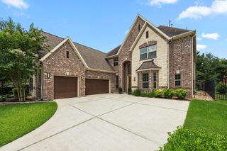 34 N Swanwick Place, Tomball, TX 77375