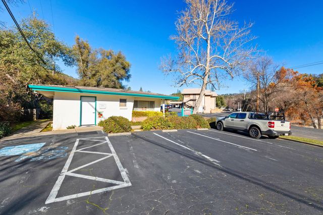 6 S Forrest, Sonora, CA 95370