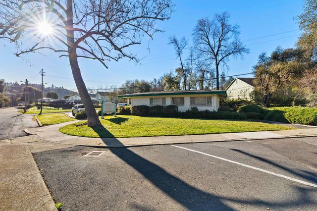 6 S Forrest, Sonora, CA 95370