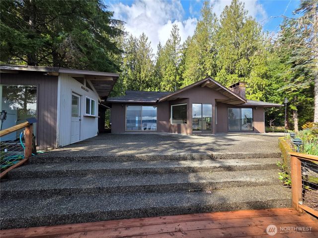 81 Wa Wa Point Place, Brinnon, WA 98320