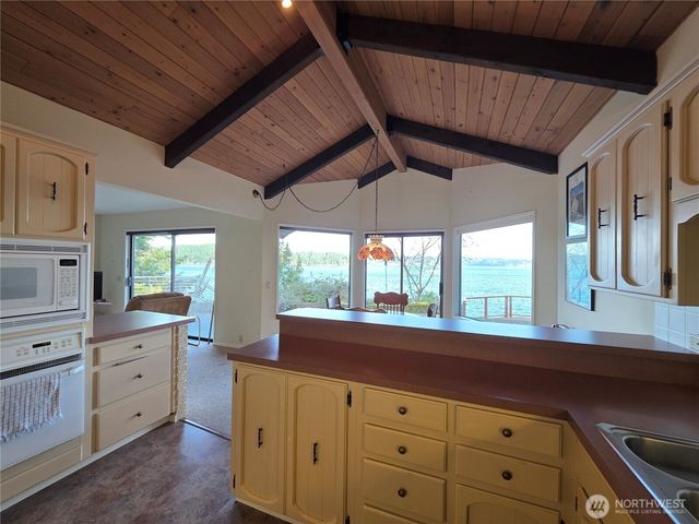 81 Wa Wa Point Place, Brinnon, WA 98320