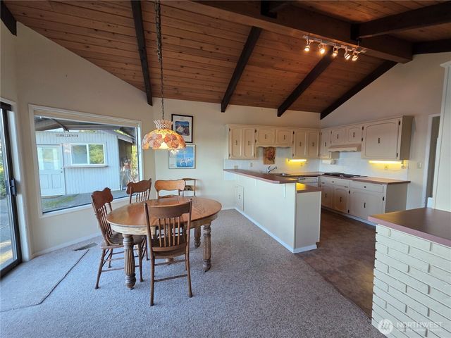 81 Wa Wa Point Place, Brinnon, WA 98320