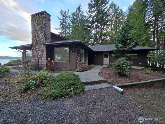 81 Wa Wa Point Place, Brinnon, WA 98320