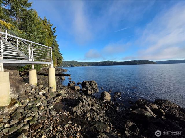 81 Wa Wa Point Place, Brinnon, WA 98320