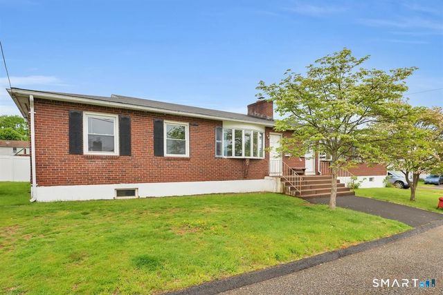 3 Packard Street, Manchester, CT 06040