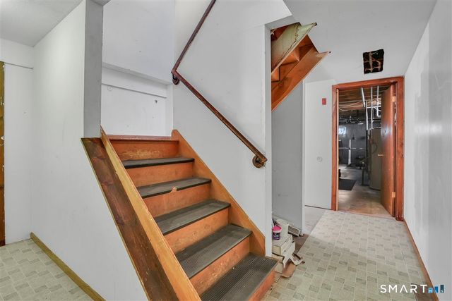3 Packard Street, Manchester, CT 06040