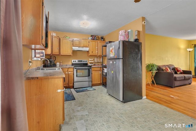 3 Packard Street, Manchester, CT 06040