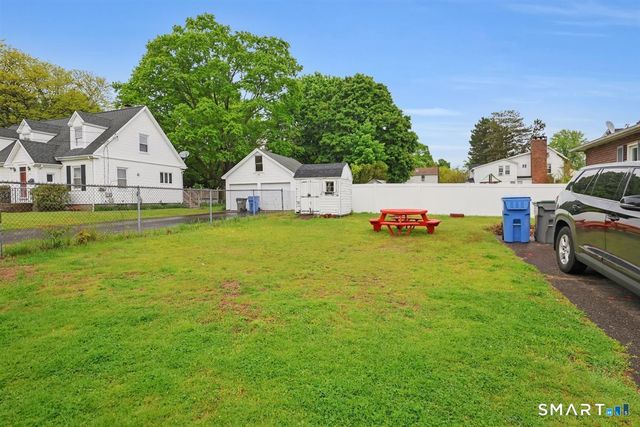 3 Packard Street, Manchester, CT 06040